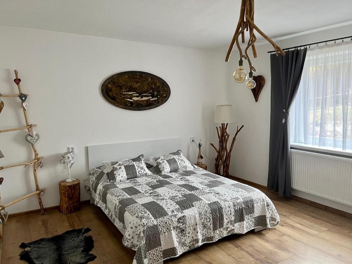 Apartmánový dom Adas Prosiek Esterno foto